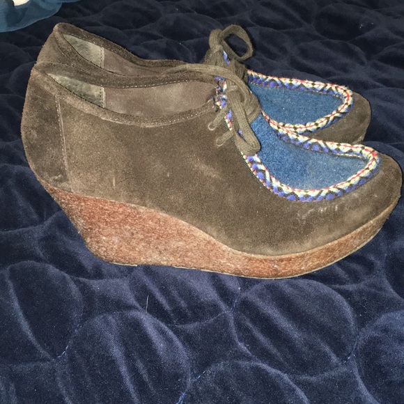 80%20 Brown Suede Wedges - Picture 3 of 6